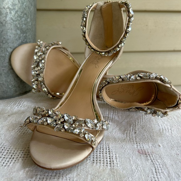 Jewel by Badgley Mischka heels - Picture 2 of 12
